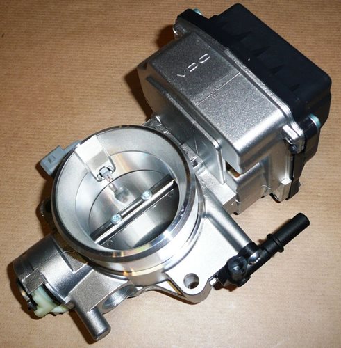 Przepustnica Citroen C4 C5 Peugeot 206 2.0