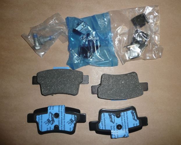Klocki hamulcowe Citroen C4 Picasso tył