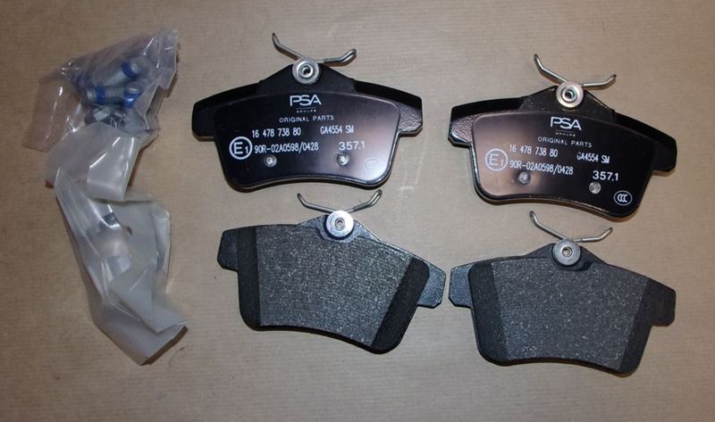 Klocki hamulcowe Citroen C4 II DS4 DS5 Peugeot 308 508 tył