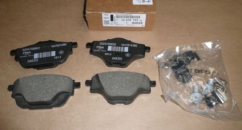 Klocki hamulcowe Citroen C4 Picasso II Peugeot 308 tył