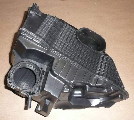 Obudowa filtra powietrza Renault Clio IV 1.5 Dci 13>