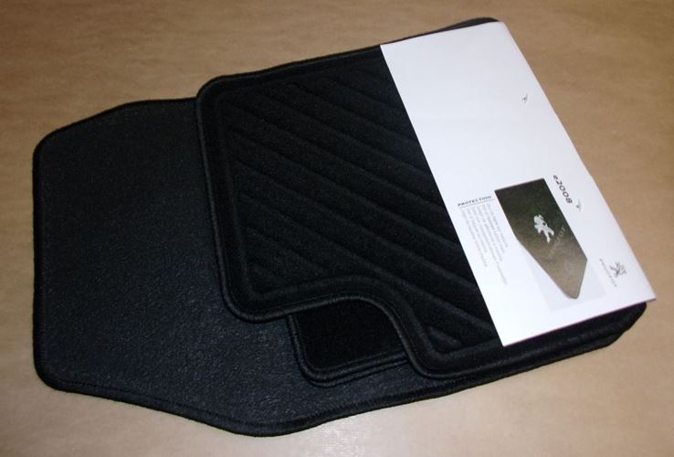 Dywaniki tekstylne komplet Peugeot 2008