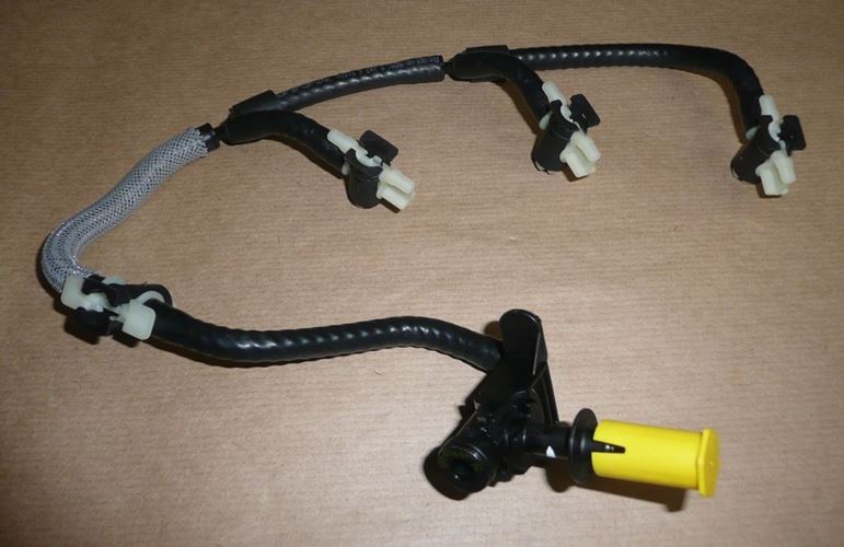 Przewód zwrotny wtrysku Renault Master III