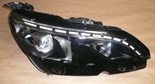 Reflektor Peugeot 5008 II prawy