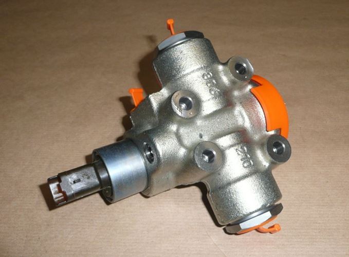 Regulator Sztywności Zawieszenia Przód (Blok Hydrauliczny) Oryginał PSA 1684448580 (OE 5277.J7) - Citroën C5 III (X7) / C6