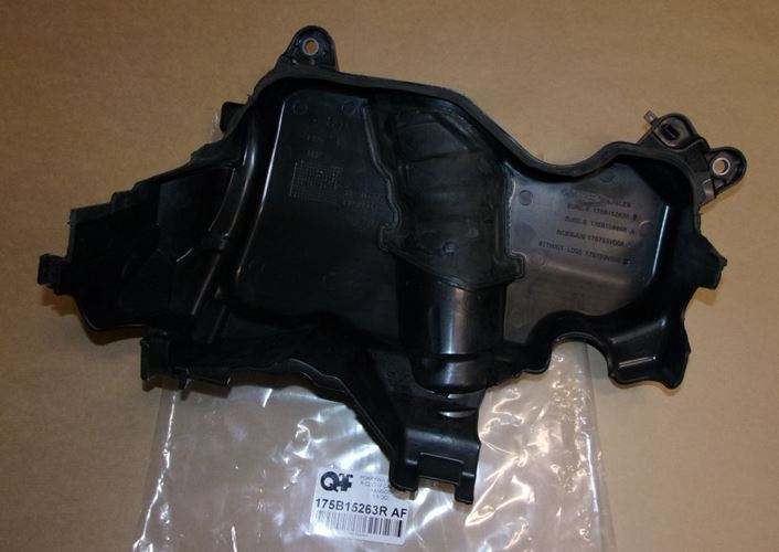 Pokrywa silnika Renault Clio IV 1.5 Dci