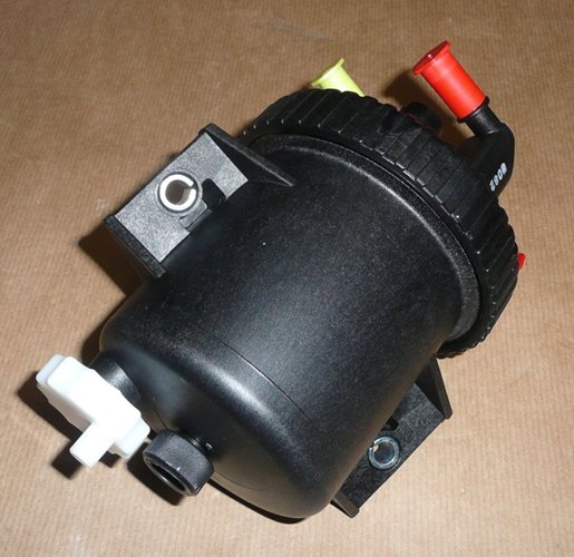 Obudowa filtra paliwa Citroen 5 206 307 2.0 Hdi