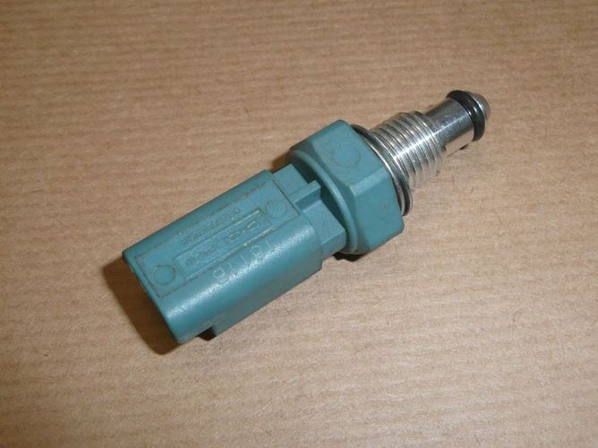Czujnik temperatury płynu chłodzącego Citroen C4 C5 II 2.0 HDI
