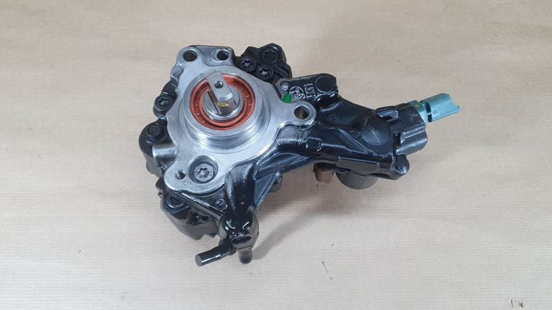 Pompa wtryskowa Citroen C5 III 2.0 Hdi