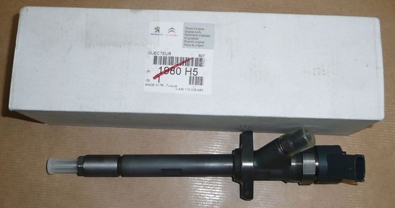 Wtryskiwacz Citroen C5 I II C8 Peugeot 406 407 2.2 Blue Hdi