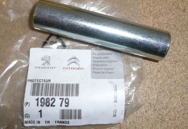 Osłona wtryskiwacza Citroen C3 1.4 Hdi