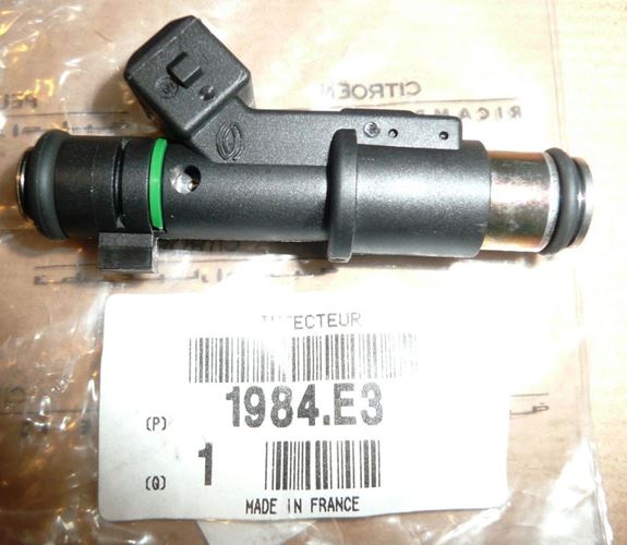 Wtryskiwacz Citroen C5 II Peugeot 406 407 1.8 16V