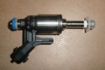 Wtryskiwacz Citroen C4 Peugeot 207 308 1.6 Vti