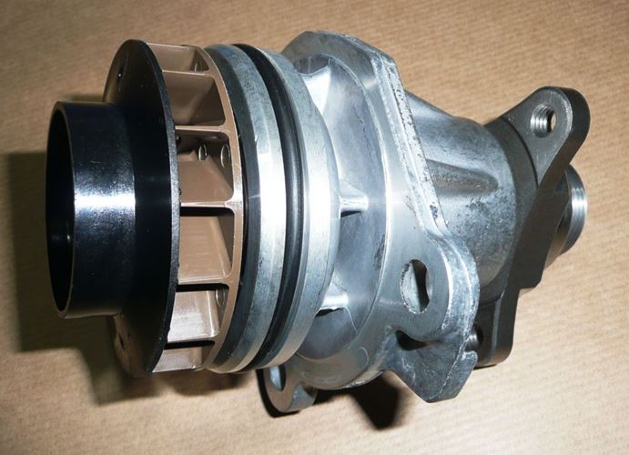 Pompa wody Renault Master III 2.3 Dci 10>