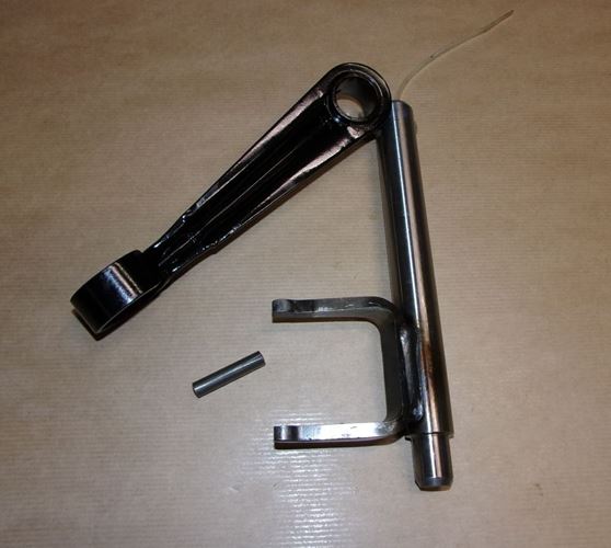 Dźwignia sprzęgła Peugeot 306 1.4 1.6 komplet