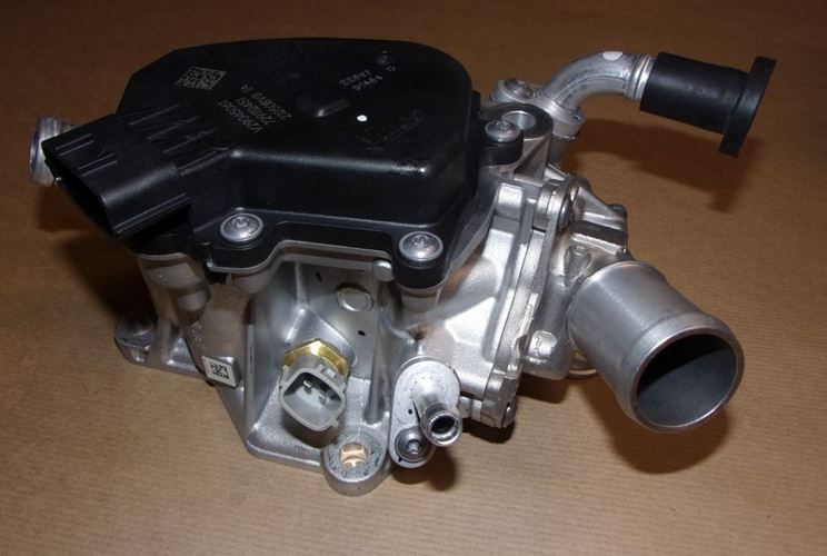 Obudowa termostatu Renault Clio IV 1.6 Tce