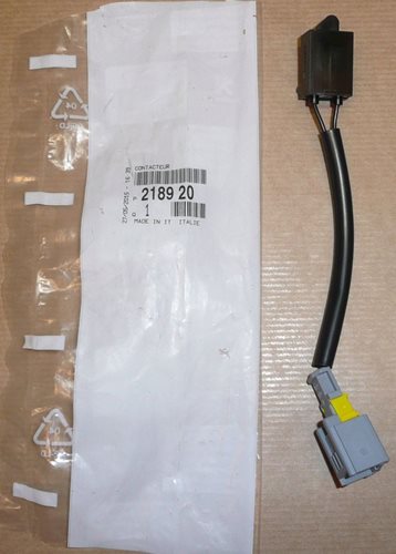 Czujnik sprzęgła Citroen Berlingo C4 Peugeot 207 301