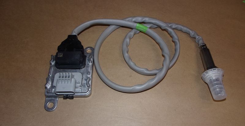 Sonda czujnik tlenku azotu NOx Renault Trafic III 1.6 Dci