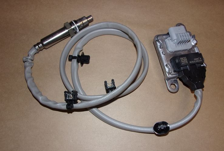 Sonda czujnik tlenku azotu NOX Renault Trafic III 2.0 Dci
