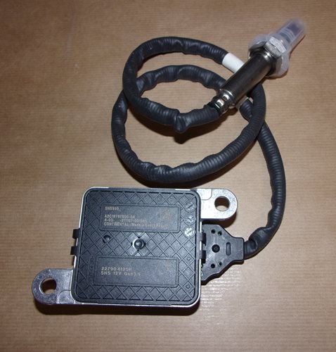 Sonda czujnik tlenku azotu NOX Renault Trafic III 2.0 Dci