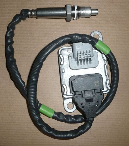 Sonda czujnik tlenku azotu NOx Renault Trafic III 1.6 Dci