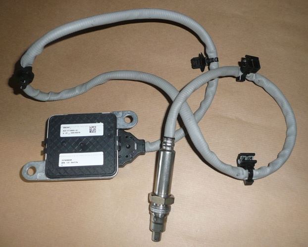 Sonda czujnik tlenku azotu NOX Renault Trafic III 2.0 Dci