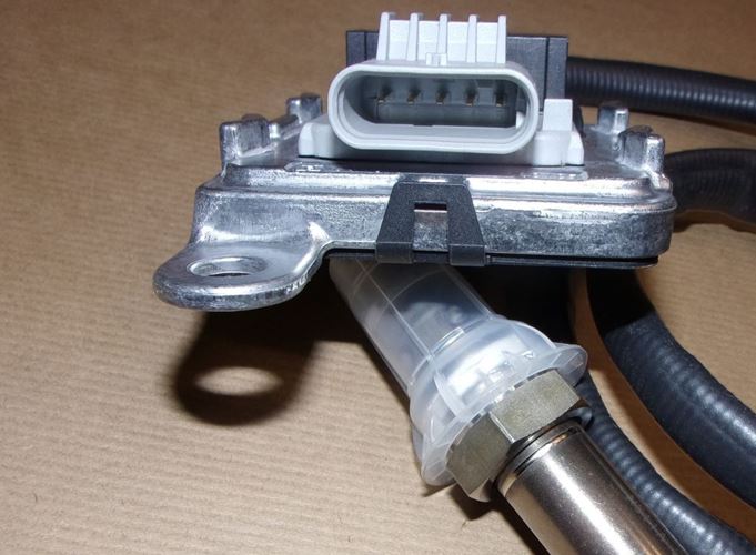 Sonda czujnik tlenku azotu NOx Renault Alaskan Master III 2.3 Dci