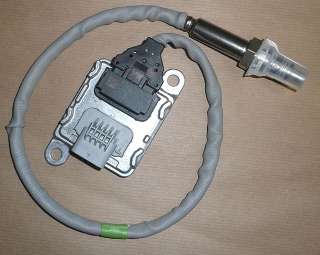 Sonda czujnik tlenku azotu NOx Renault Trafic III 1.6 Dci