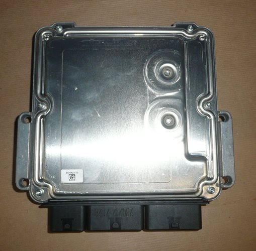 Moduł sterowania wtryskiem ECU Renault Trafic II
