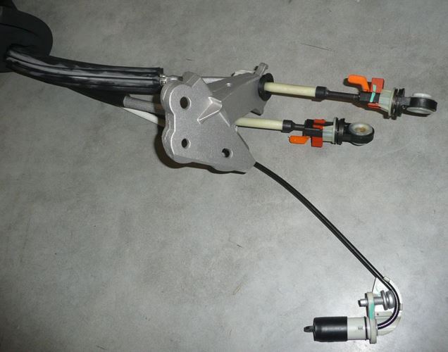 Dźwignia zmiany biegów Peugeot 607 ML6C