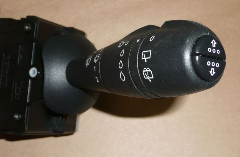 Przełącznik wycieraczek Renault Twingo III