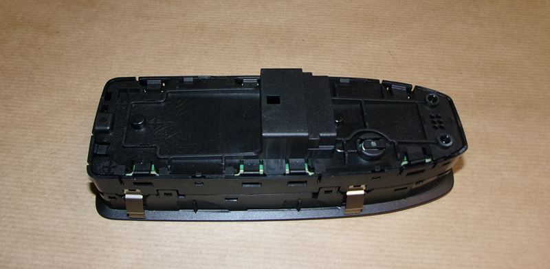 Przycisk podnoszenia i opuszczania szyb Renault Captur II