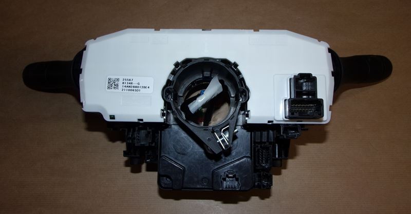Przełącznik zespolony Renault Megane IV