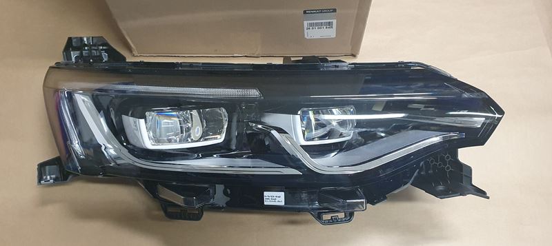 Reflektor Renault Talisman prawy