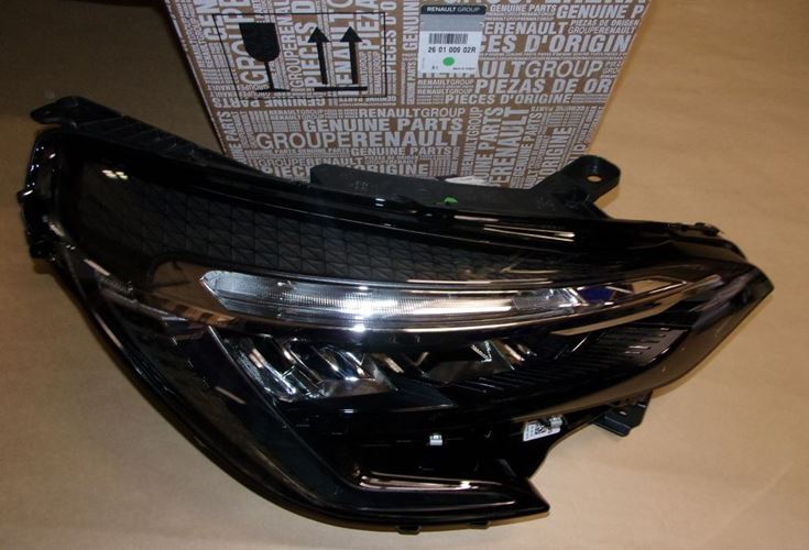 Reflektor Renault Clio V prawy