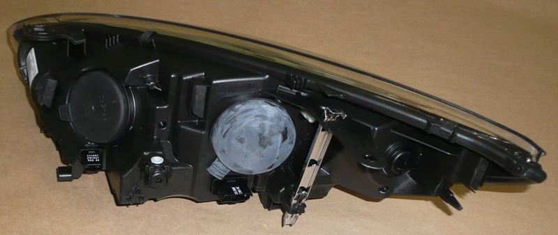 Reflektor Renault Megane III prawy
