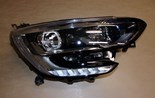 Reflektor Renault Megane IV prawy