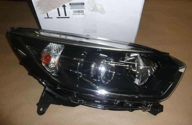 Reflektor Renault Captur prawy