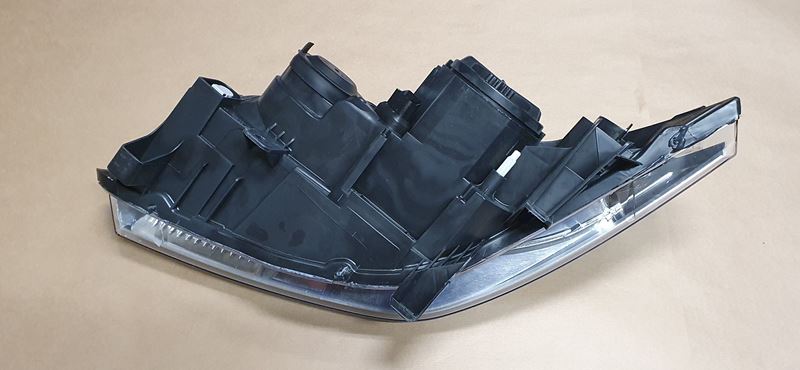 Reflektor Prawy Srebrny Oryginał Renault - Megane II