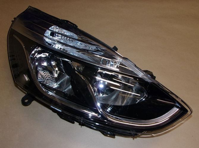 Reflektor Renault Clio IV prawy