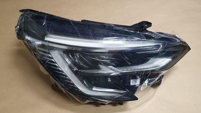 Reflektor Renault Clio V prawy
