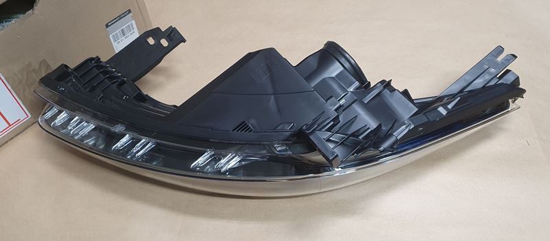 Reflektor Prawy LED Oryginał Renault ZOE