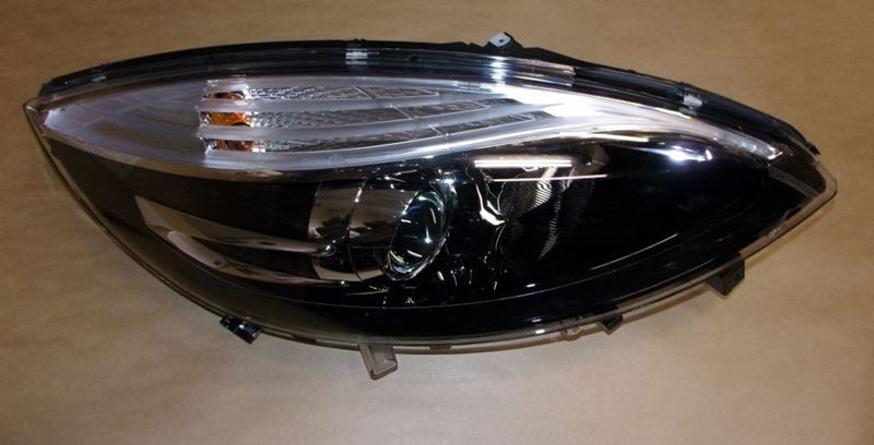Reflektor Renault Scenic III 12-16 prawy