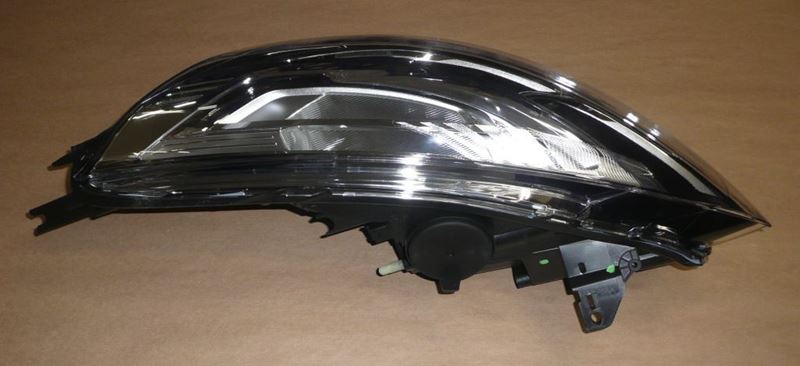 Reflektor Renault Clio IV lewy