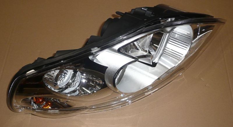 Reflektor Renault Master III 15> lewy
