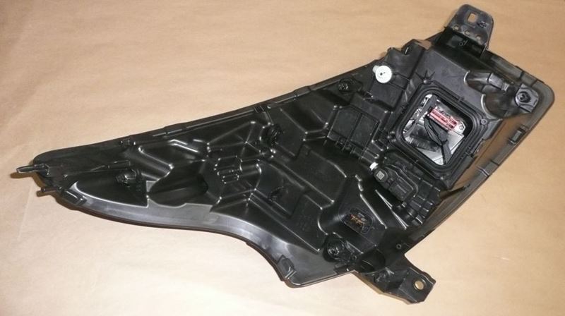 Reflektor Renault Trafic III lewy 20>