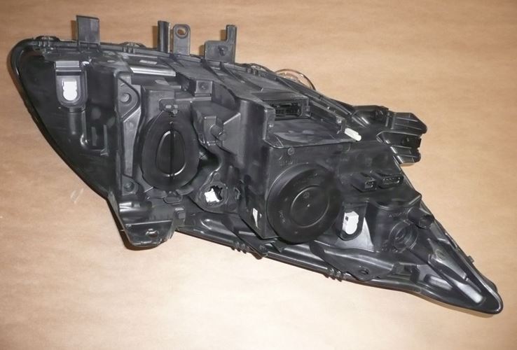 Reflektor Renault Laguna III lewy