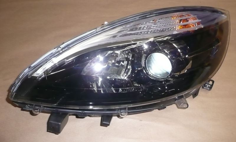 Reflektor Renault Scenic III lewy
