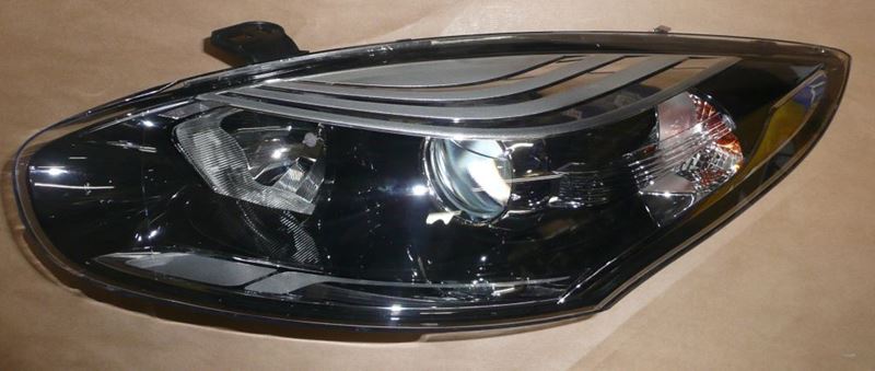 Reflektor Renault Megane III lewy
