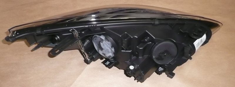 Reflektor Renault Megane III lewy
